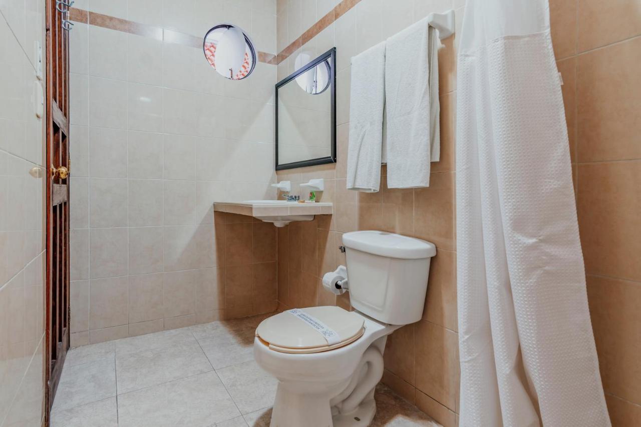Hotel Santa Maria Мерида Экстерьер фото